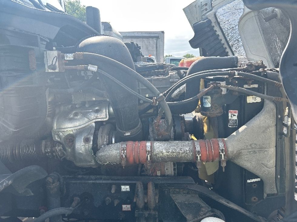 Day Cab Tractor-Heavy Duty Tractors-Freightliner-2018-Cascadia 12564ST-Albany-NY-387,623\n\t\tmiles-$ 40,750 - Image 15