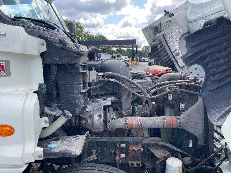 Day Cab Tractor-Heavy Duty Tractors-Freightliner-2018-Cascadia 12564ST-Albany-NY-521,788\n\t\tmiles-$ 33,250 - Image 14