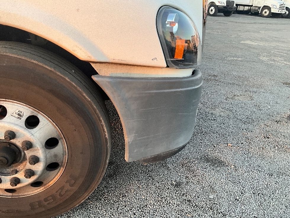 Day Cab Tractor-Heavy Duty Tractors-Freightliner-2018-Cascadia 12564ST-Alexandria-VA-170,600\n\t\tmiles-$ 40,000 - Image 16