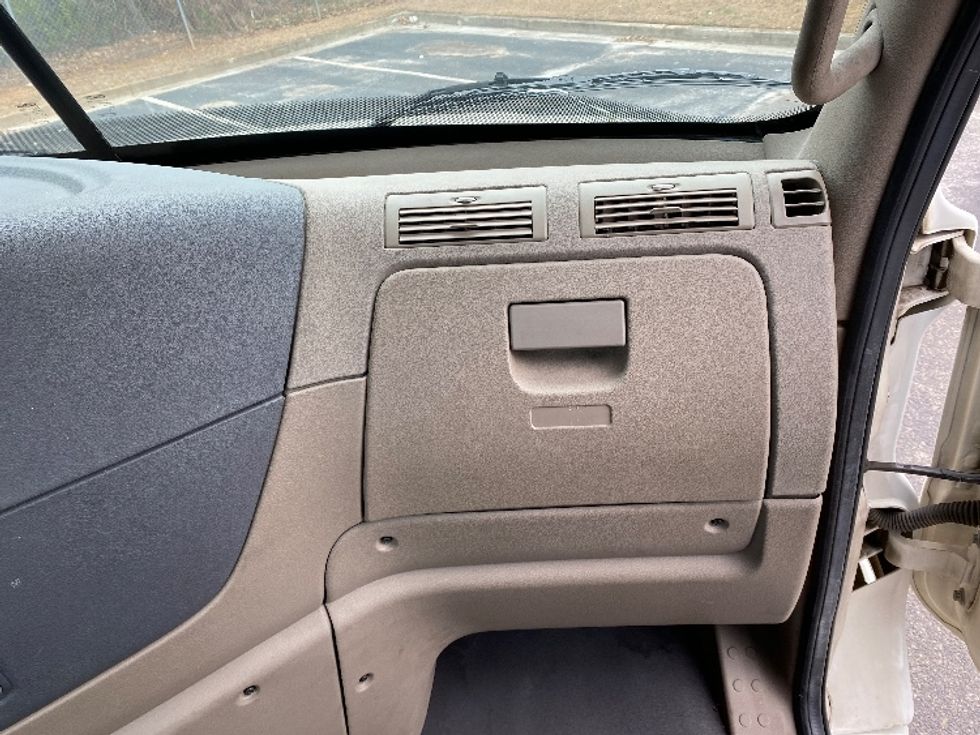 Day Cab Tractor-Heavy Duty Tractors-Freightliner-2018-Cascadia 12564ST-Atlanta-GA-333,062\n\t\tmiles-$ 44,000 - Image 13