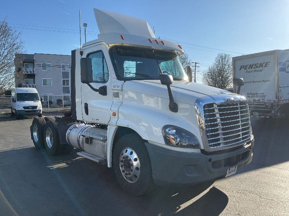 Your Next Used 2018 Freightliner Cascadia 12564ST, 189446, Is For Sale