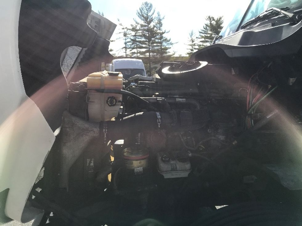 Day Cab Tractor-Heavy Duty Tractors-Freightliner-2018-Cascadia 12564ST-Cincinnati-OH-584,227\n\t\tmiles-$ 32,250 - Image 16