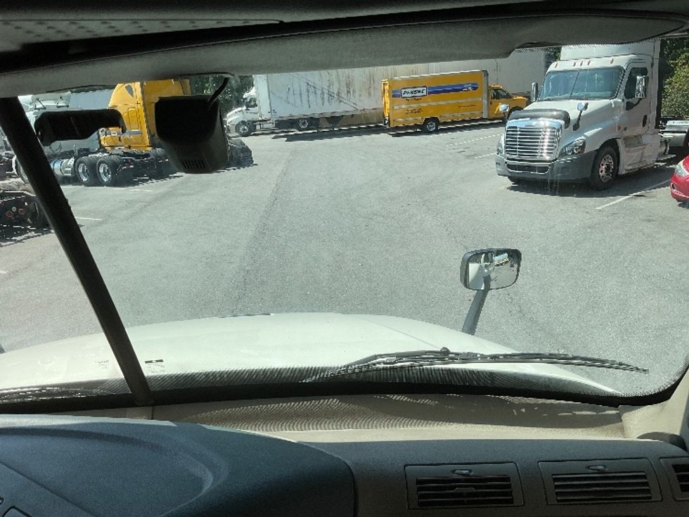 Day Cab Tractor-Heavy Duty Tractors-Freightliner-2018-Cascadia 12564ST-Cleveland-TN-535,892\n\t\tmiles-$ 36,000 - Image 13