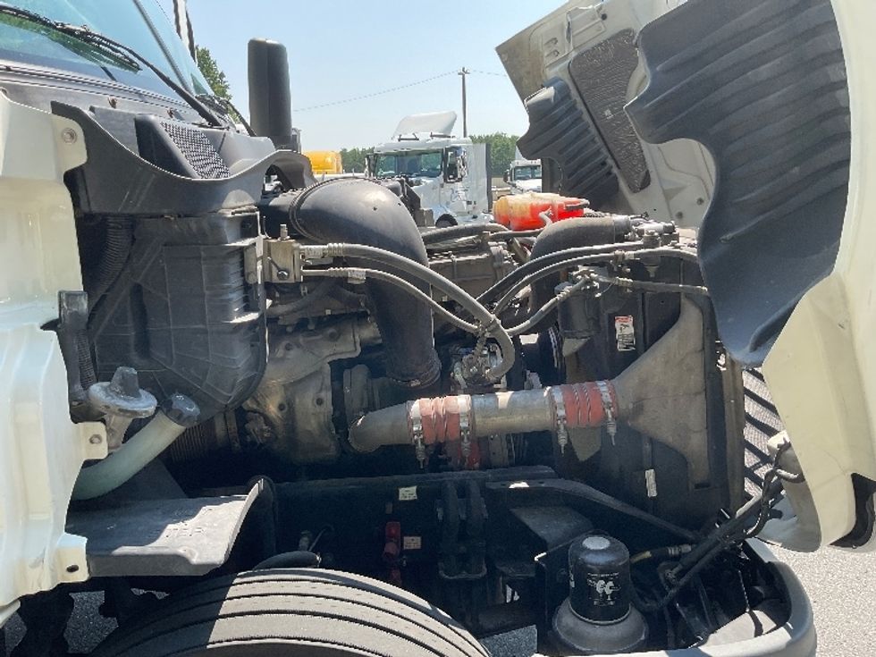 Day Cab Tractor-Heavy Duty Tractors-Freightliner-2018-Cascadia 12564ST-Cleveland-TN-535,892\n\t\tmiles-$ 36,000 - Image 15