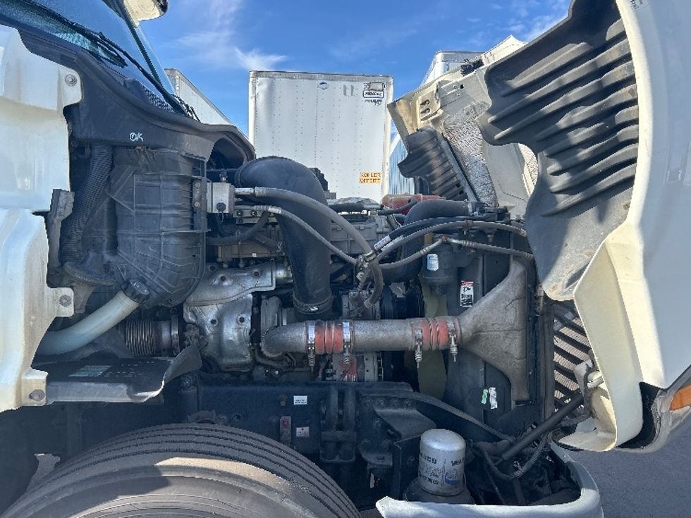 Day Cab Tractor-Heavy Duty Tractors-Freightliner-2018-Cascadia 12564ST-Concord-NC-479,461\n\t\tmiles-$ 33,250 - Image 15