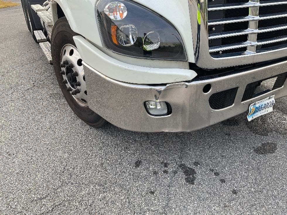 Day Cab Tractor-Heavy Duty Tractors-Freightliner-2018-Cascadia 12564ST-Coxsackie-NY-280,031\n\t\tmiles-$ 46,000 - Image 17