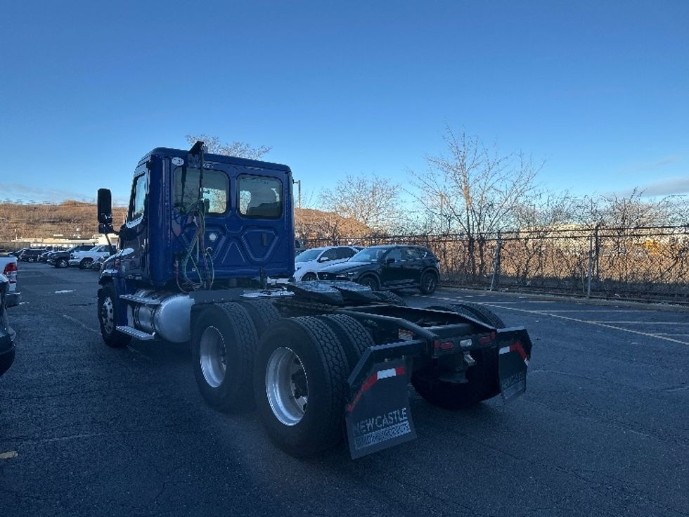 Day Cab Tractor-Heavy Duty Tractors-Freightliner-2018-Cascadia 12564ST-Dayton-NJ-171,908\n\t\tmiles-$ 47,500 - Image 5