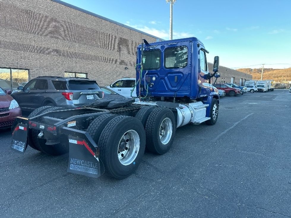 Day Cab Tractor-Heavy Duty Tractors-Freightliner-2018-Cascadia 12564ST-Dayton-NJ-171,908\n\t\tmiles-$ 47,500 - Image 7