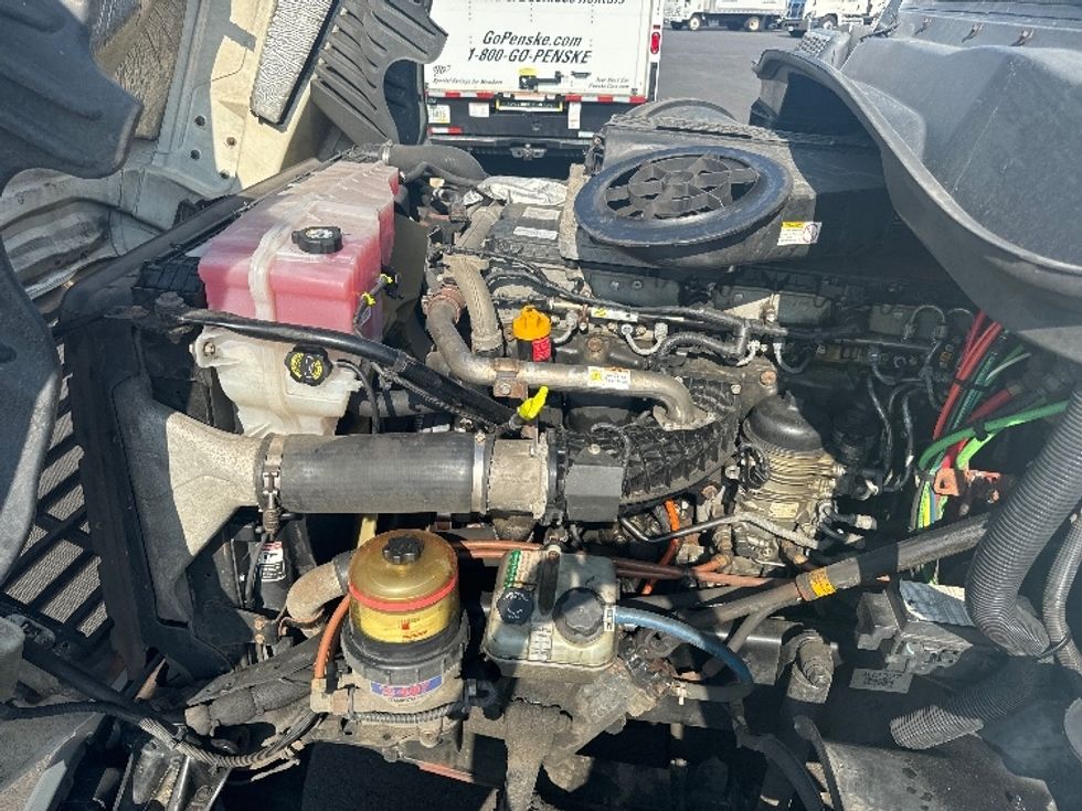 Day Cab Tractor-Heavy Duty Tractors-Freightliner-2018-Cascadia 12564ST-Dayton-NJ-364,160\n\t\tmiles-$ 49,250 - Image 16