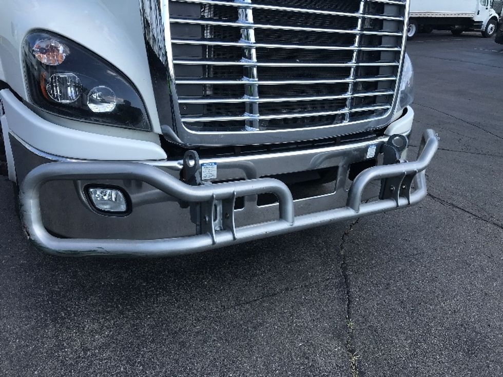 Day Cab Tractor-Heavy Duty Tractors-Freightliner-2018-Cascadia 12564ST-Dayton-OH-414,671\n\t\tmiles-$ 42,000 - Image 17