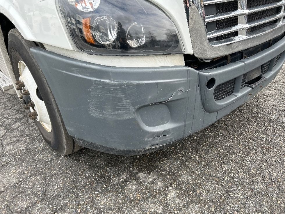 Day Cab Tractor-Heavy Duty Tractors-Freightliner-2018-Cascadia 12564ST-Delta-BC-315,804\n\t\tkm-$ 54,250 - Image 17