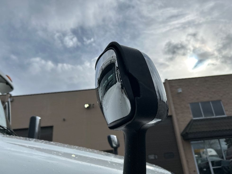 Day Cab Tractor-Heavy Duty Tractors-Freightliner-2018-Cascadia 12564ST-Delta-BC-315,804\n\t\tkm-$ 54,250 - Image 18