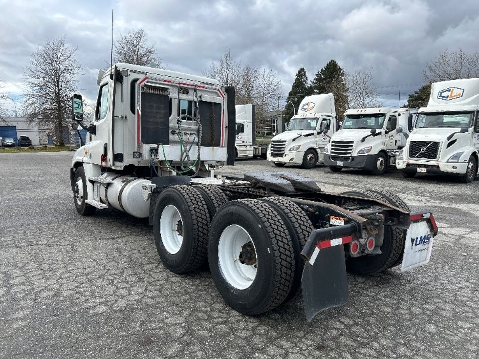 Day Cab Tractor-Heavy Duty Tractors-Freightliner-2018-Cascadia 12564ST-Delta-BC-315,804\n\t\tkm-$ 54,250 - Image 5
