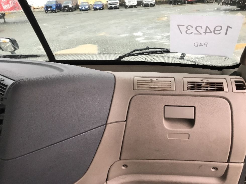 Day Cab Tractor-Heavy Duty Tractors-Freightliner-2018-Cascadia 12564ST-Delta-BC-493,323\n\t\tkm-$ 55,000 - Image 12