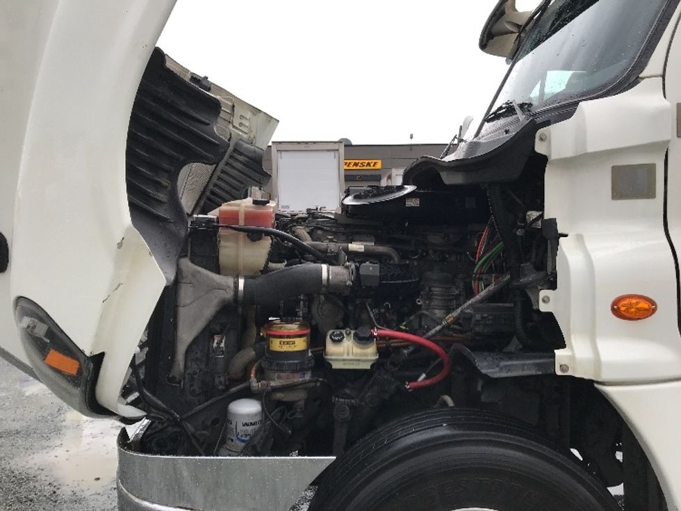 Day Cab Tractor-Heavy Duty Tractors-Freightliner-2018-Cascadia 12564ST-Delta-BC-493,323\n\t\tkm-$ 55,000 - Image 15