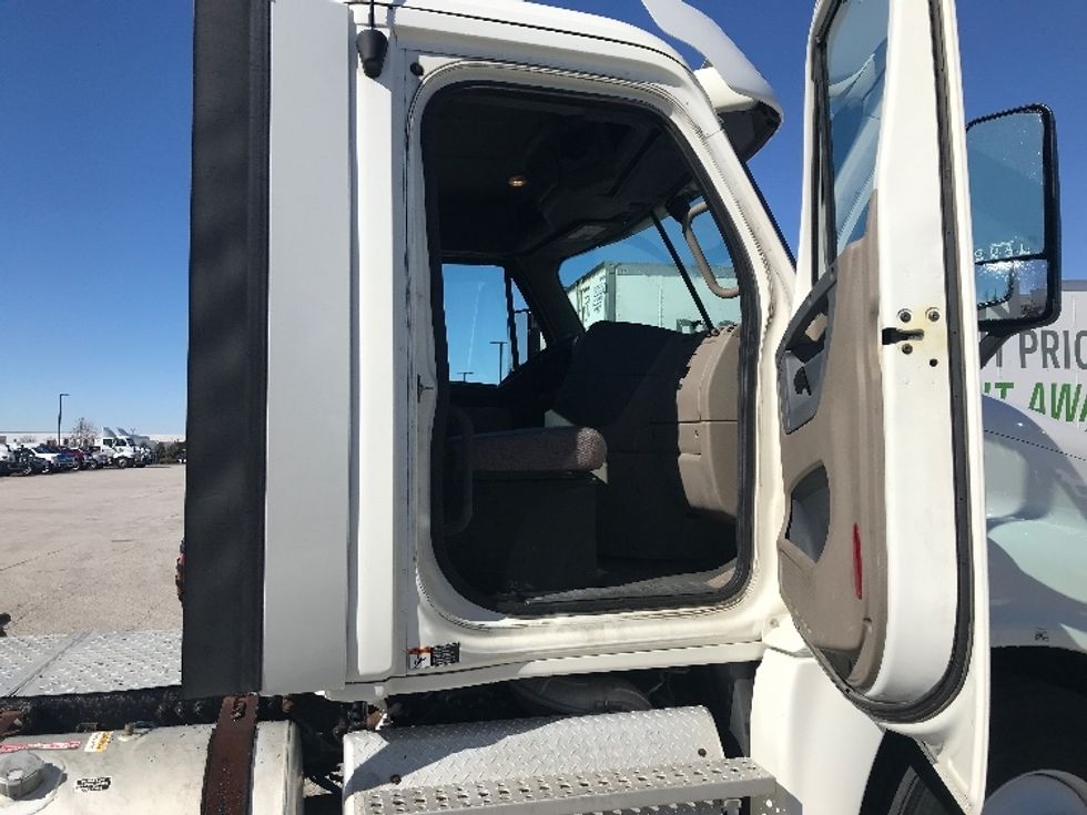 Day Cab Tractor-Heavy Duty Tractors-Freightliner-2018-Cascadia 12564ST-Des Moines-IA-459,065\n\t\tmiles-$ 38,500 - Image 12