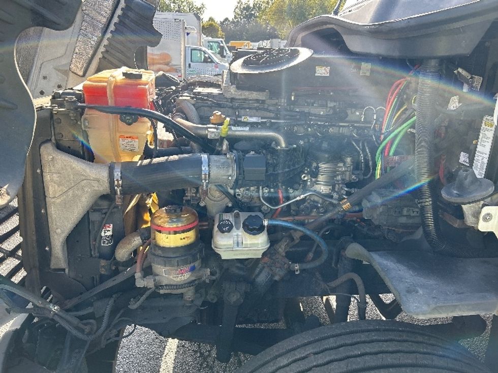 Day Cab Tractor-Heavy Duty Tractors-Freightliner-2018-Cascadia 12564ST-Duluth-GA-390,748\n\t\tmiles-$ 39,250 - Image 16