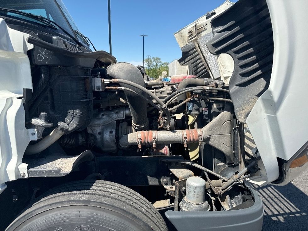 Day Cab Tractor-Heavy Duty Tractors-Freightliner-2018-Cascadia 12564ST-East Chicago-IN-436,939\n\t\tmiles-$ 38,250 - Image 15