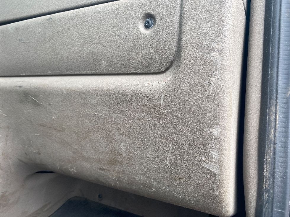 Day Cab Tractor-Heavy Duty Tractors-Freightliner-2018-Cascadia 12564ST-Eden-MD-293,272\n\t\tmiles-$ 48,750 - Image 18