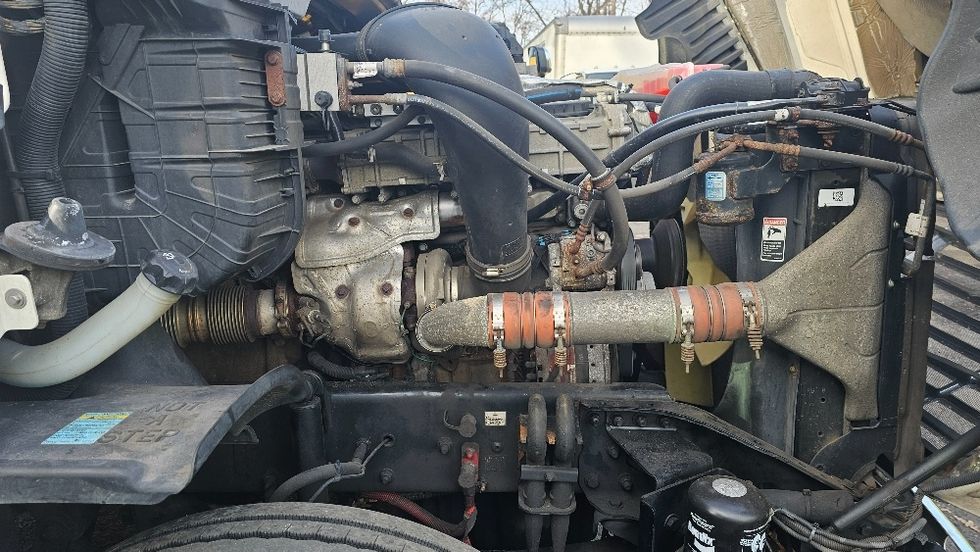 Day Cab Tractor-Heavy Duty Tractors-Freightliner-2018-Cascadia 12564ST-Edison-NJ-253,298\n\t\tmiles-$ 44,750 - Image 15