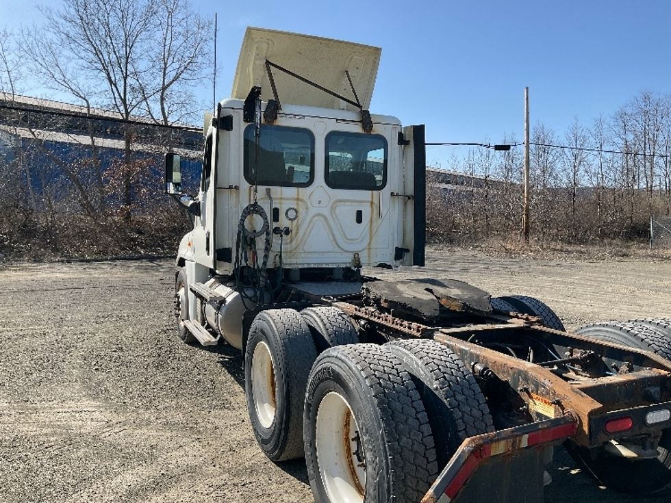 Day Cab Tractor-Heavy Duty Tractors-Freightliner-2018-Cascadia 12564ST-Elmira-NY-473,216\n\t\tmiles-$ 33,000 - Image 5
