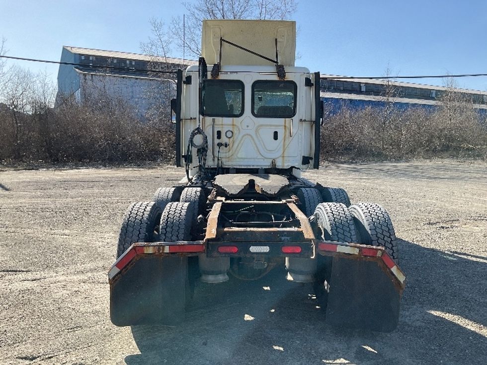 Day Cab Tractor-Heavy Duty Tractors-Freightliner-2018-Cascadia 12564ST-Elmira-NY-473,216\n\t\tmiles-$ 33,000 - Image 6