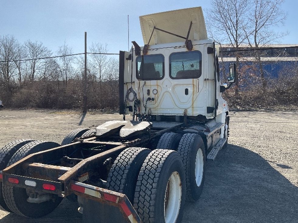 Day Cab Tractor-Heavy Duty Tractors-Freightliner-2018-Cascadia 12564ST-Elmira-NY-473,216\n\t\tmiles-$ 33,000 - Image 7