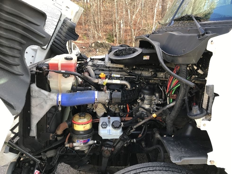 Day Cab Tractor-Heavy Duty Tractors-Freightliner-2018-Cascadia 12564ST-Fitchburg-MA-291,563\n\t\tmiles-$ 45,000 - Image 16