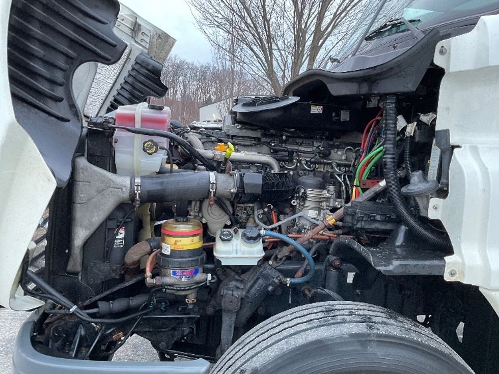 Day Cab Tractor-Heavy Duty Tractors-Freightliner-2018-Cascadia 12564ST-Fitchburg-MA-436,036\n\t\tmiles-$ 36,250 - Image 16