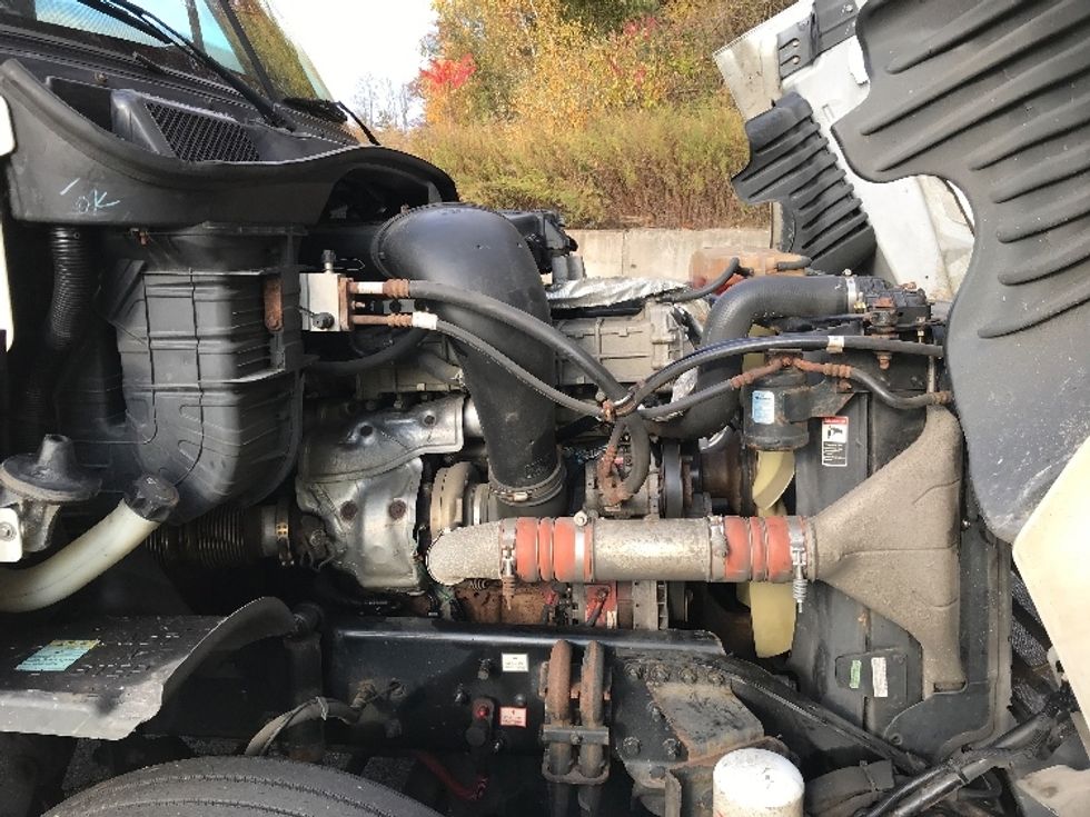 Day Cab Tractor-Heavy Duty Tractors-Freightliner-2018-Cascadia 12564ST-Fitchburg-MA-542,062\n\t\tmiles-$ 32,250 - Image 15