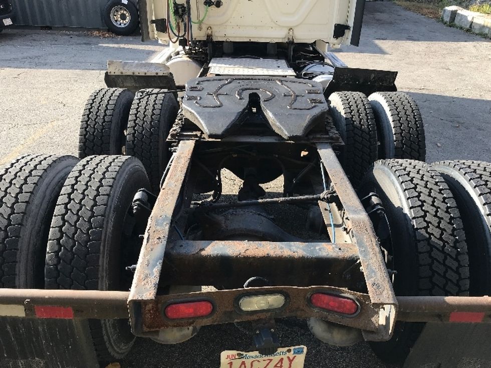 Day Cab Tractor-Heavy Duty Tractors-Freightliner-2018-Cascadia 12564ST-Fitchburg-MA-542,062\n\t\tmiles-$ 32,250 - Image 6