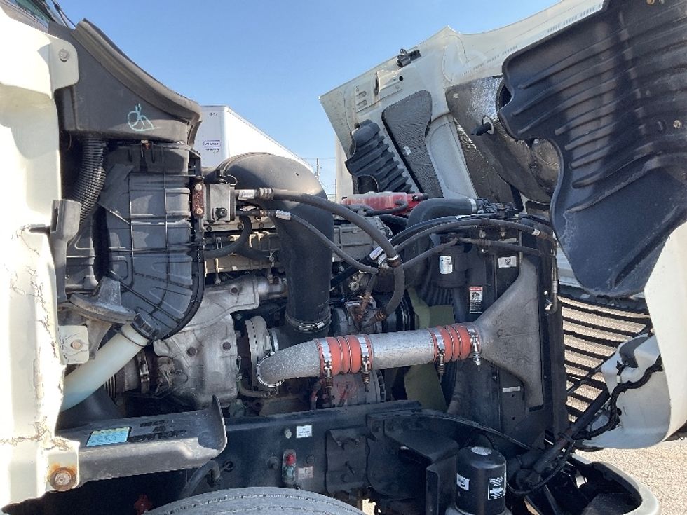 Day Cab Tractor-Heavy Duty Tractors-Freightliner-2018-Cascadia 12564ST-Flint-MI-197,442\n\t\tmiles-$ 45,750 - Image 14