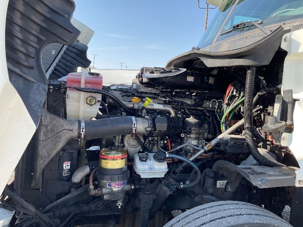 Day Cab Tractor-Heavy Duty Tractors-Freightliner-2018-Cascadia 12564ST-Flint-MI-197,442\n\t\tmiles-$ 45,750 - Image 15