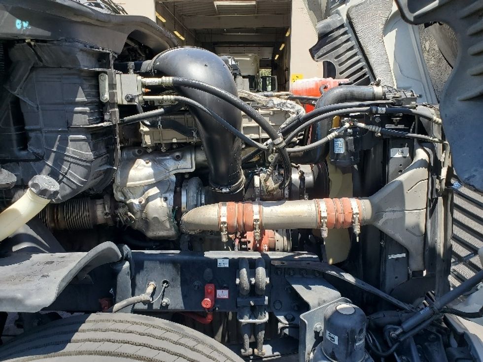 Day Cab Tractor-Heavy Duty Tractors-Freightliner-2018-Cascadia 12564ST-Fontana-CA-252,629\n\t\tmiles-$ 56,500 - Image 15