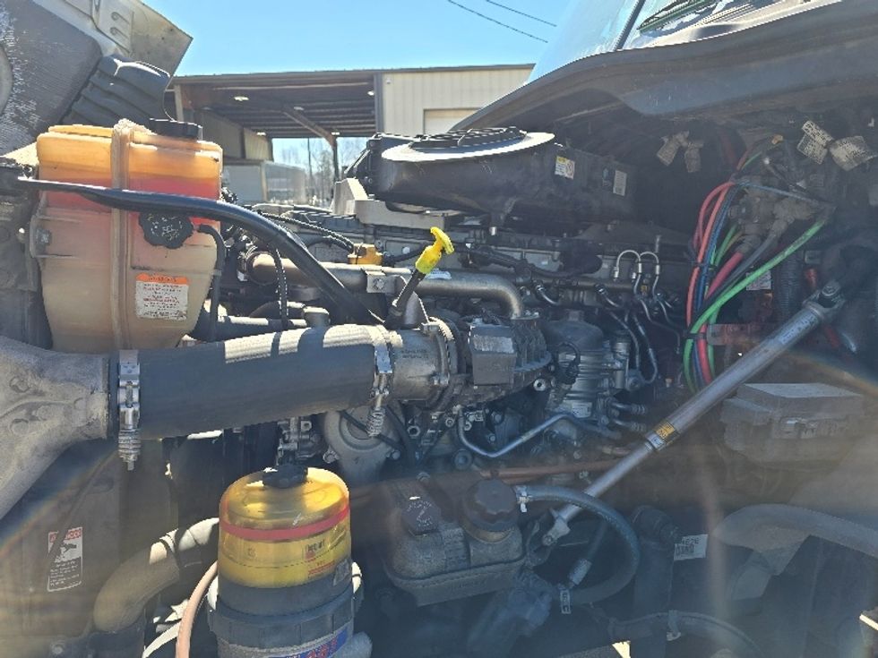 Day Cab Tractor-Heavy Duty Tractors-Freightliner-2018-Cascadia 12564ST-Forest Park-GA-368,793\n\t\tmiles-$ 40,500 - Image 16