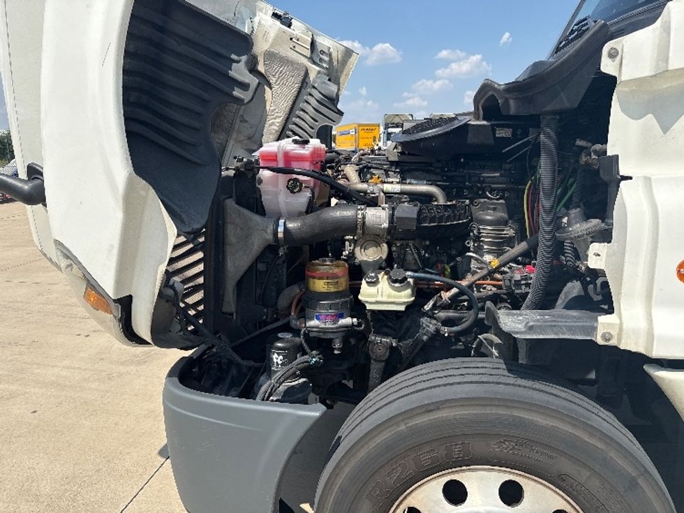 Day Cab Tractor-Heavy Duty Tractors-Freightliner-2018-Cascadia 12564ST-Fort Worth-TX-661,909\n\t\tmiles-$ 24,000 - Image 16