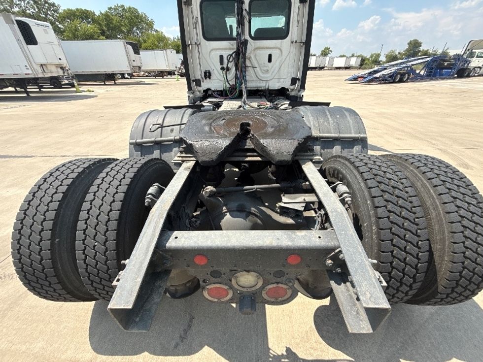 Day Cab Tractor-Heavy Duty Tractors-Freightliner-2018-Cascadia 12564ST-Fort Worth-TX-661,909\n\t\tmiles-$ 24,000 - Image 6