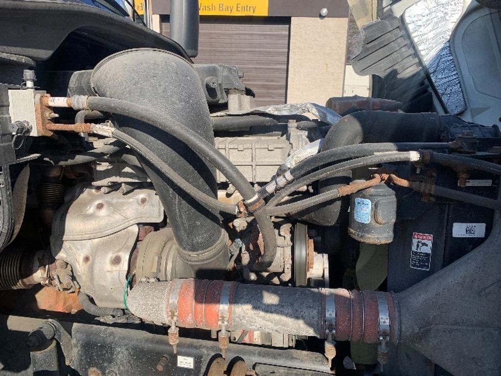 Day Cab Tractor-Heavy Duty Tractors-Freightliner-2018-Cascadia 12564ST-Franklin-MA-287,254\n\t\tmiles-$ 40,500 - Image 15