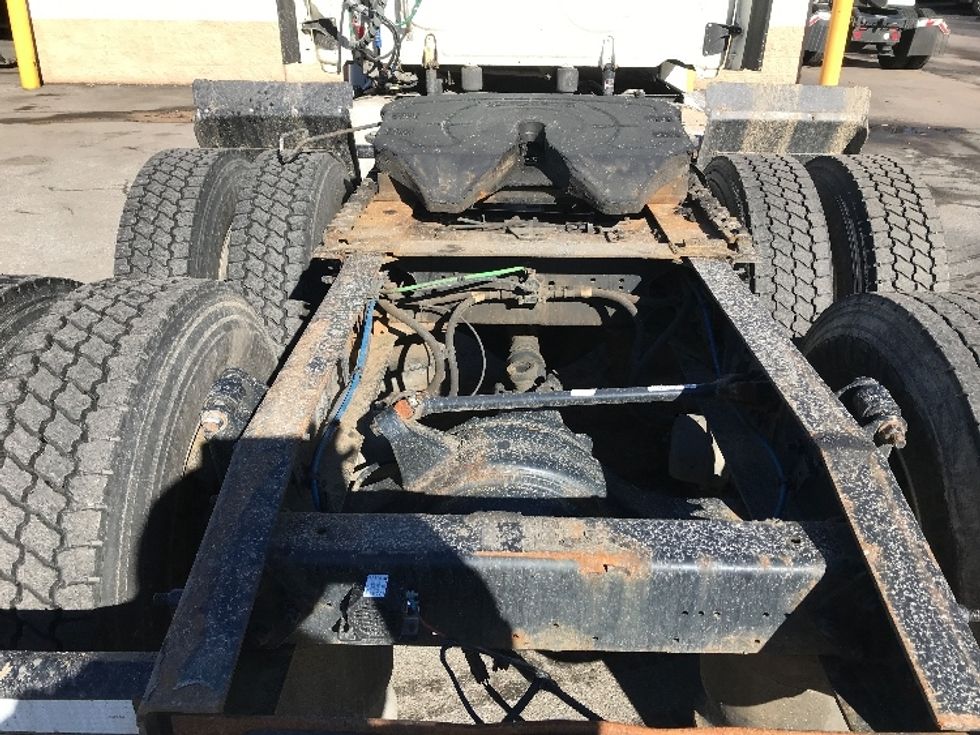 Day Cab Tractor-Heavy Duty Tractors-Freightliner-2018-Cascadia 12564ST-Franklin-MA-313,874\n\t\tmiles-$ 41,000 - Image 6