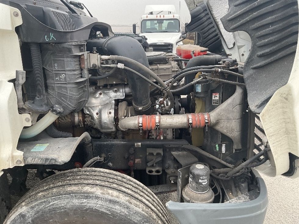 Day Cab Tractor-Heavy Duty Tractors-Freightliner-2018-Cascadia 12564ST-Frederick-MD-346,077\n\t\tmiles-$ 40,000 - Image 15