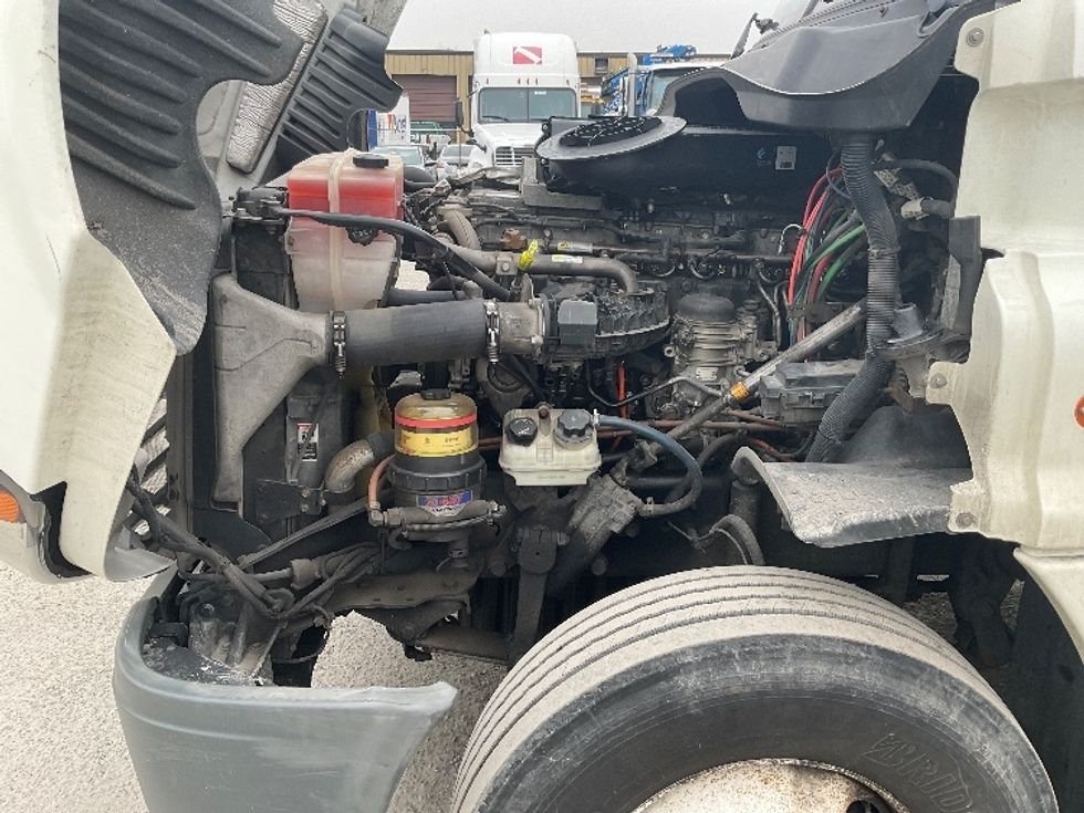 Day Cab Tractor-Heavy Duty Tractors-Freightliner-2018-Cascadia 12564ST-Frederick-MD-346,077\n\t\tmiles-$ 40,000 - Image 16