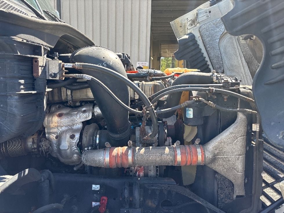 Day Cab Tractor-Heavy Duty Tractors-Freightliner-2018-Cascadia 12564ST-Fredericksburg-VA-485,937\n\t\tmiles-$ 30,750 - Image 15