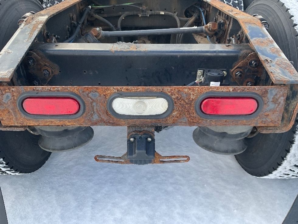 Day Cab Tractor-Heavy Duty Tractors-Freightliner-2018-Cascadia 12564ST-Fredonia-NY-381,029\n\t\tmiles-$ 39,500 - Image 19