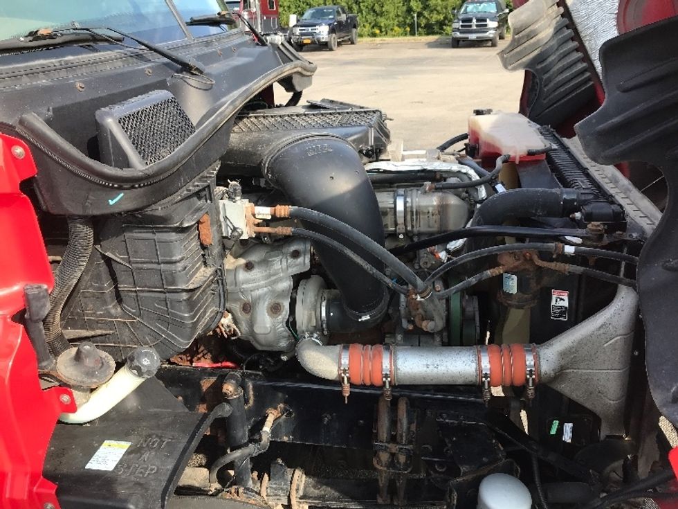 Day Cab Tractor-Heavy Duty Tractors-Freightliner-2018-Cascadia 12564ST-Fredonia-NY-650,276\n\t\tmiles-$ 26,500 - Image 15