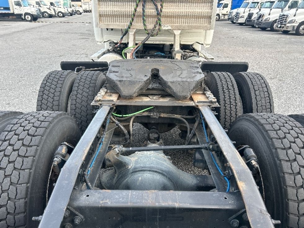 Day Cab Tractor-Heavy Duty Tractors-Freightliner-2018-Cascadia 12564ST-Greensboro-NC-500,002\n\t\tmiles-$ 35,250 - Image 6