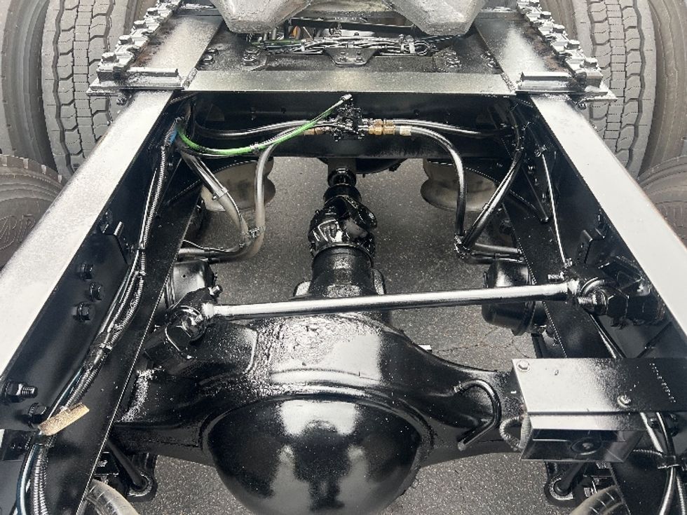 Day Cab Tractor-Heavy Duty Tractors-Freightliner-2018-Cascadia 12564ST-Greensboro-NC-612,568\n\t\tmiles-$ 30,000 - Image 6