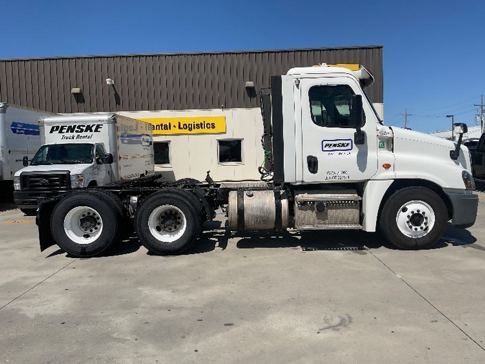 Day Cab Tractor-Heavy Duty Tractors-Freightliner-2018-Cascadia 12564ST-Hammond-LA-341,222\n\t\tmiles-$ 48,250 - Image 8