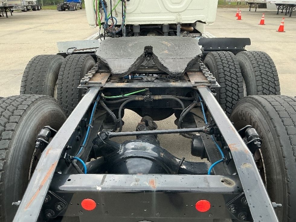 Day Cab Tractor-Heavy Duty Tractors-Freightliner-2018-Cascadia 12564ST-Hammond-LA-67,749\n\t\tmiles-$ 46,250 - Image 6