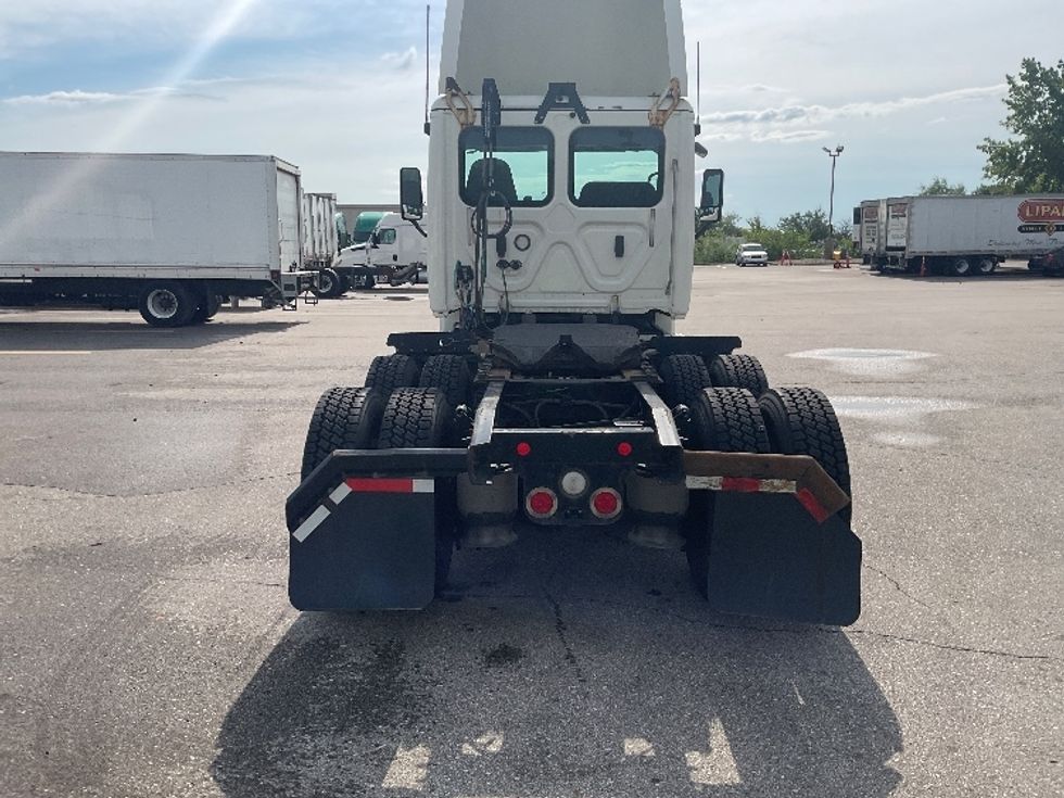 Day Cab Tractor-Heavy Duty Tractors-Freightliner-2018-Cascadia 12564ST-Indianapolis-IN-419,636\n\t\tmiles-$ 43,500 - Image 6