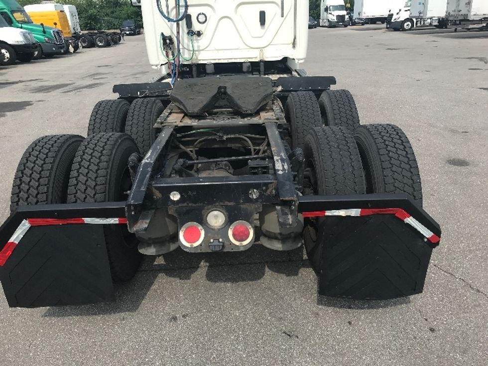 Day Cab Tractor-Heavy Duty Tractors-Freightliner-2018-Cascadia 12564ST-Indianapolis-IN-461,375\n\t\tmiles-$ 41,250 - Image 6
